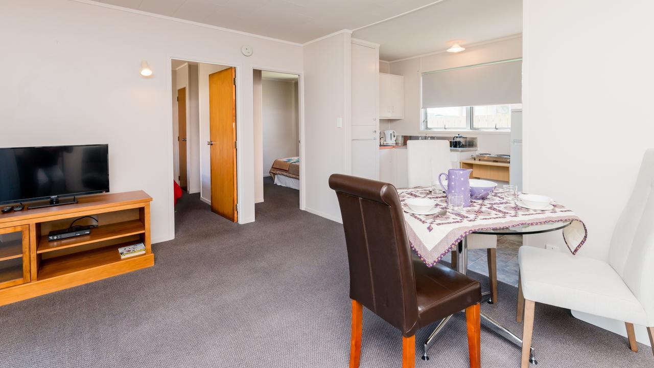 Waitangi Beach Units Bagian luar foto