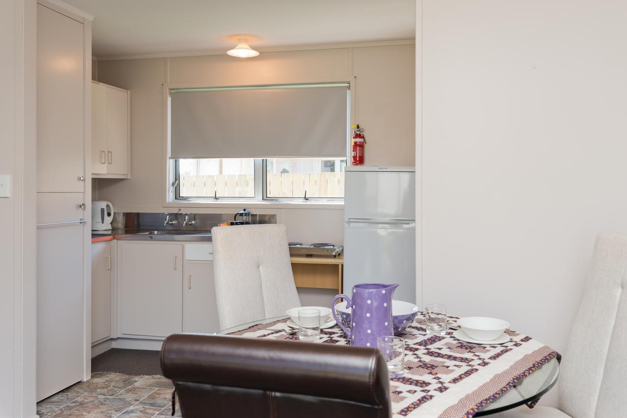 Waitangi Beach Units Bagian luar foto