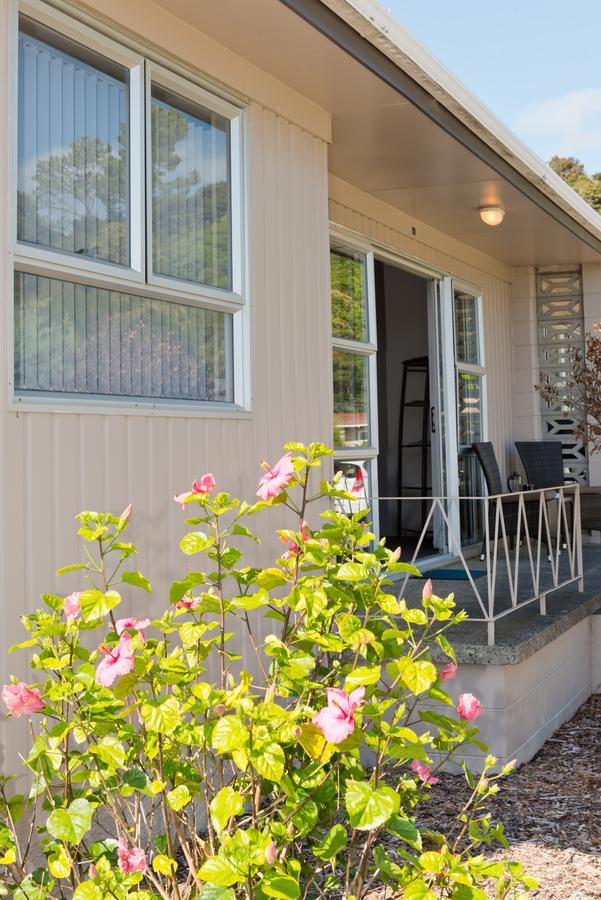Waitangi Beach Units Bagian luar foto