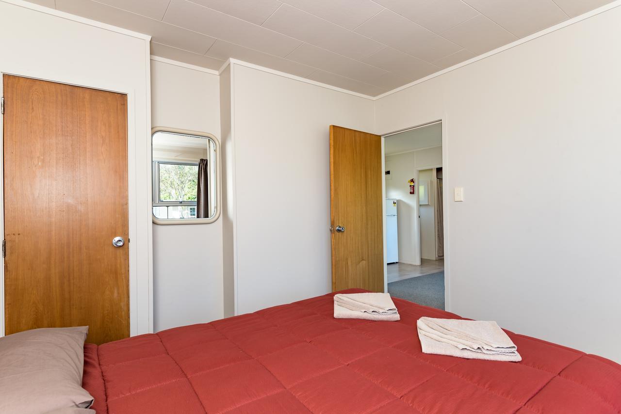 Waitangi Beach Units Bagian luar foto